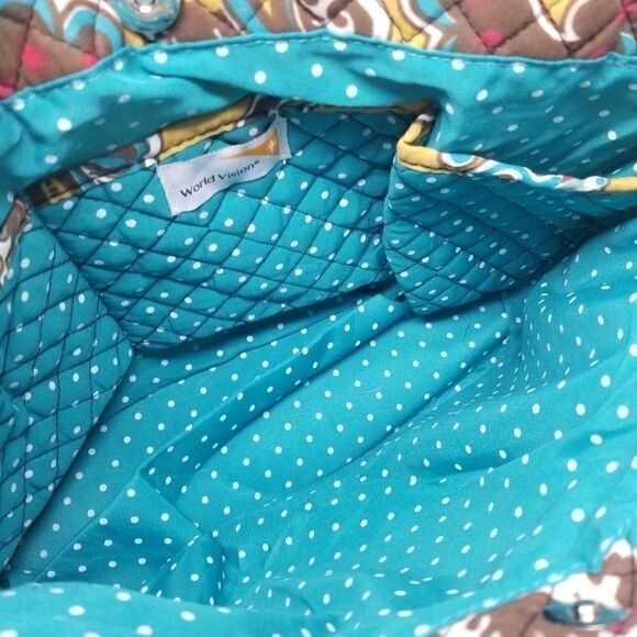 Quilted tote bag. World Vision. - Picture 4 of 12